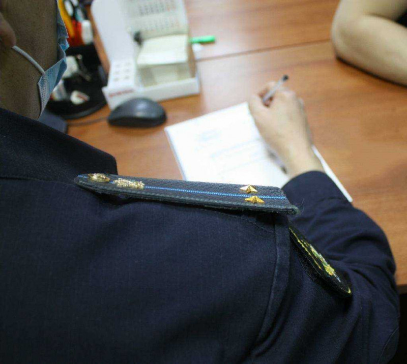 В Хворостянском районе мать-должница проведет двое суток под арестом за неуплату алиментов