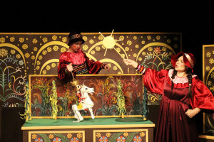 Гастроли самарцев стали ответным визитом в Калининградский областной театр кукол.