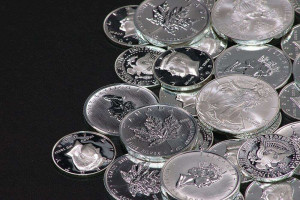 Продажа серебряных монет: как не ошибиться