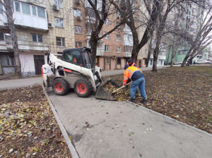 Поставлены актуальные задачи профильному департаменту и муниципальным предприятиям, районным администрациям, обслуживающим организациям.