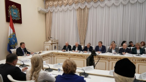 Дмитрий Азаров принял участие в первом заседании Общественной палаты Самарской области шестого состава, которая была сформирована в сентябре.