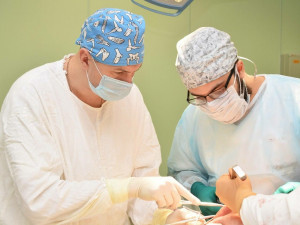 Самарские онкоортопеды провели уникальную операцию пациенту с саркомой плечевого пояса