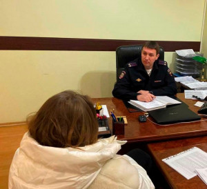 Тольяттинка поблагодарила полицейских за помощь в разрешении конфликта в доме