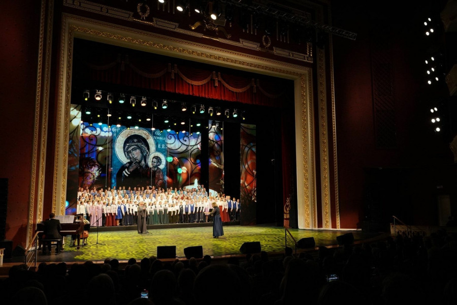 Сотрудники и ветераны УИС Самарской области посетили Рождественский концерт