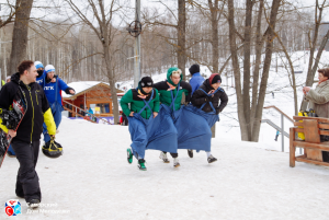 «Холодные игры» — это соревнования команд профессиональных образовательных организаций в различных зимних видах спорта. В играх примут участие 10 команд.