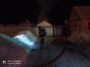 Пожарные Борского района ликвидировали пожар в бане