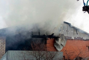 В Красноярском районе горел одноэтажный жилой дом площадью 300 кв. м
