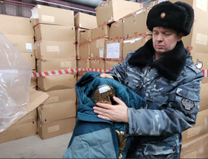 Мобильная группа Самарской таможни в пункте пропуска Маштаково задержала фуру из Казахстана