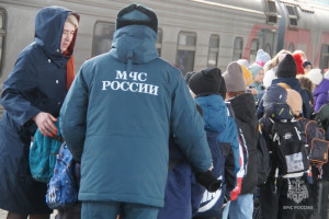 В Самарской области личный состав МЧС России принял участие во встрече детей из Белгородской области