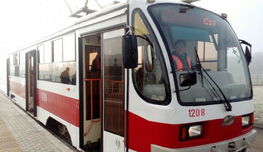 Временно работу трамвайных маршрутов на улице Ново-Садовой намерены организовать в зависимости от дней недели