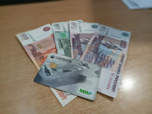 У жителя Похвистневского района с карты украли более ста тысяч рублей.