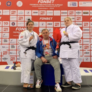  Иванова выиграла схватку и стала победителем первенства, Дашкина взяла серебряную медаль.