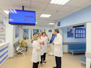 Министр здравоохранения Самарской области Армен Бенян с рабочим визитом посетил Самарскую городскую больницу №4.