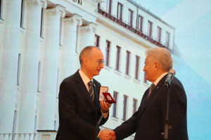 4 июня сенатор Андрей Кислов принял участие в торжественном мероприятии, посвященном 30-летию Самарской Губернской думы.