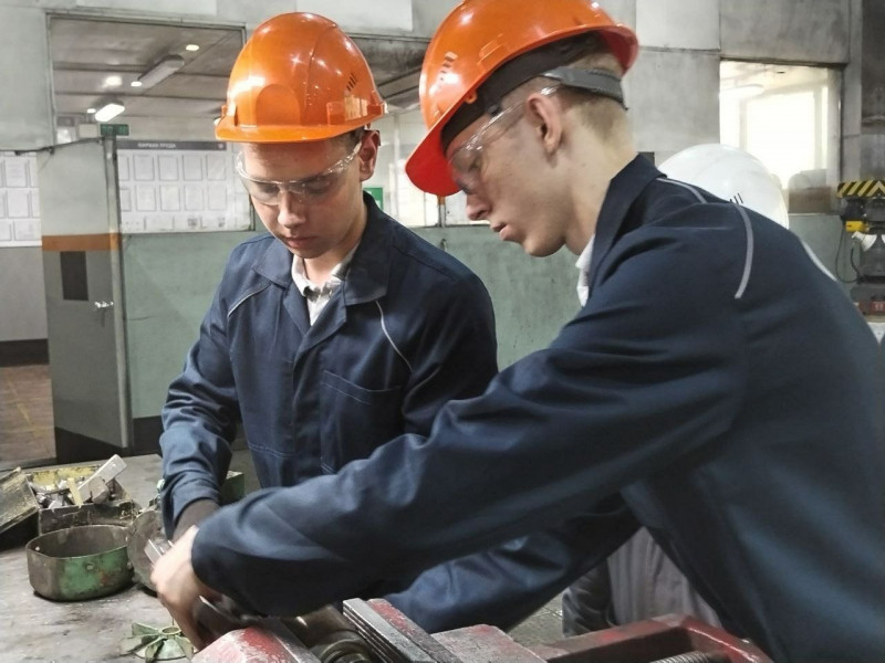 Тольяттинские студенты получили шанс на профессиональный рост благодаря Всероссийской ярмарке трудоустройства