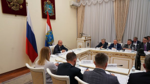 В названии проекта Вячеслав Федорищев сделал акцент не на кадровый резерв губернатора, а на команду развития Самарской области.