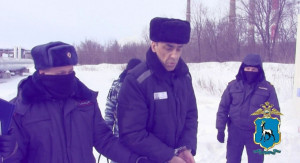 Согласно данным сотрудников полиции, в Тольятти в 1998 году на улице Коммунальной обнаружен труп мужчины с огнестрельными ранениями.