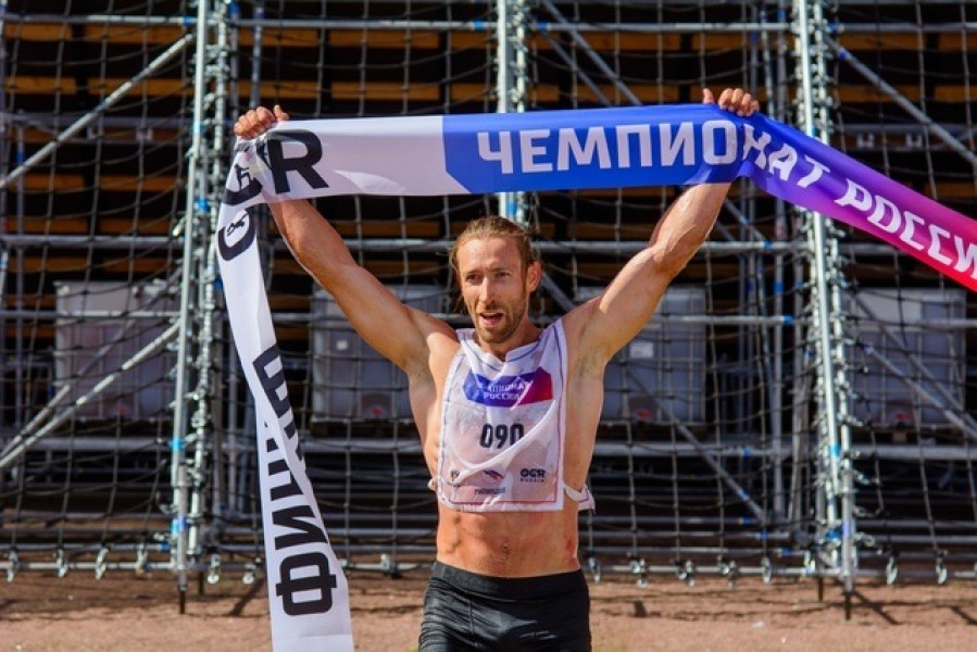 Самарец победил на чемпионате России по гонкам с препятствиями