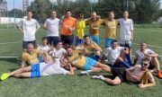 На "Металлурге" состоялся товарищеский матч между командами болельщиков «Крыльев» и «Зенита»