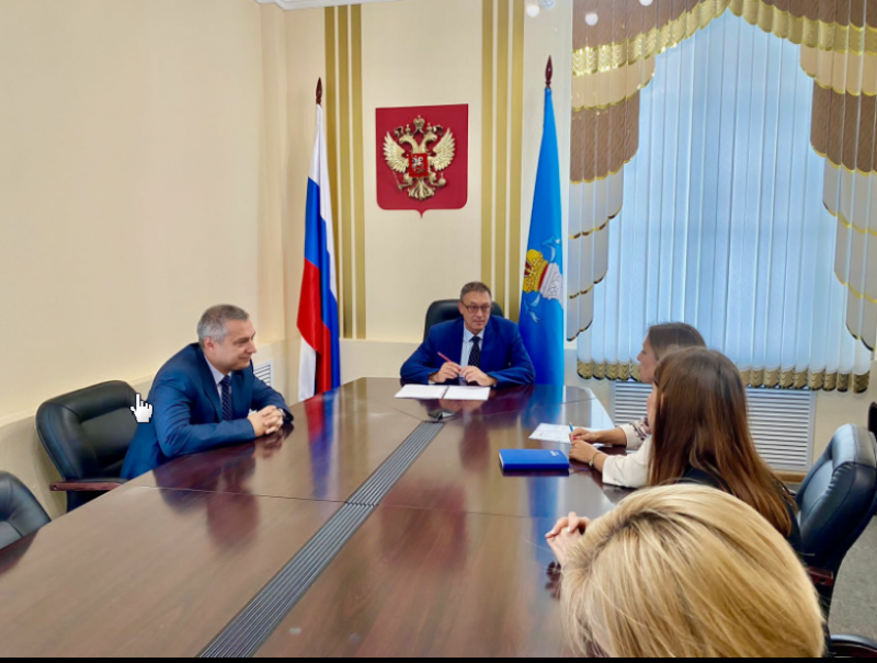 Начальник Самарской таможни провел личный прием граждан в Ульяновской области