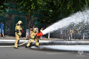 В честь 375-й годовщины образования пожарной охраны и 341-летия города.