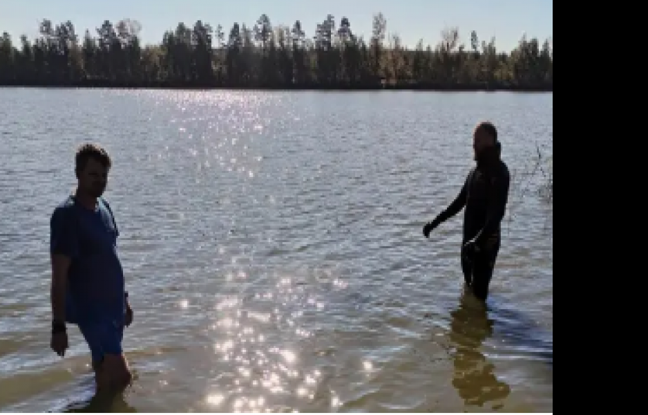 Водолазы вели поиски женщины, утонувшей на озере Большое Васильевское