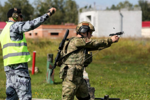 Одним из лучших бойцов росгвардейского спецназа стал офицер СОБР из Самары