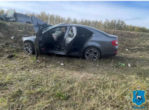 На месте ДТП погибли двое несовершеннолетних.