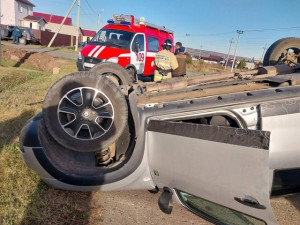 В поселке городского типа Суходол столкнулись легковушки