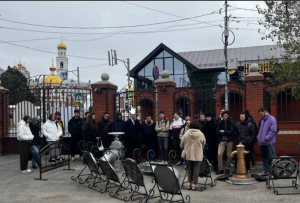 Лекцию по истории водоснабжения и водоотведения города..