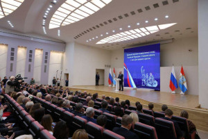 Торжественная церемония состоялась в областном Правительстве в преддверии Дня народного единства.